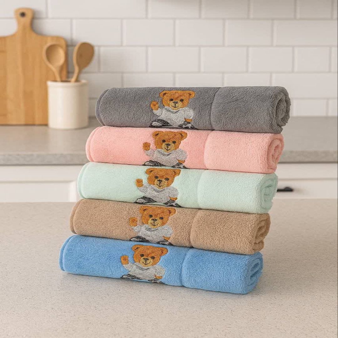 20251005_130621_13069019 دستمال حوله ای ۳۵*۷۵ عروسک دار کد 4040739 - Image 1